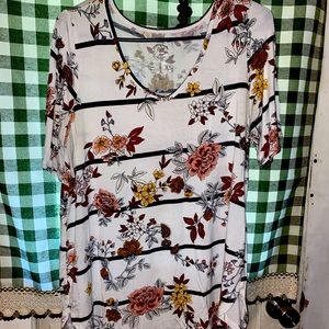 Women’s Maurices Short Sleeve Top